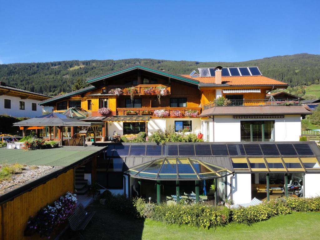 Wellnesshaus Reichelt Aparthotel Radstadt Exteriör bild